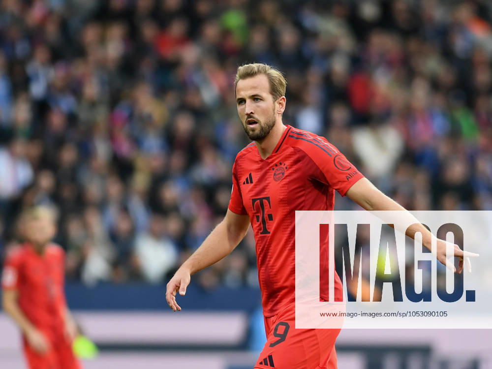 Harry Kane (FC Bayern Muenchen) gestikuliert, gestik waehrend des Spiels der 1. Bundesliga zwischen VfL Bochum 1848 und FC Bayern München, Vonovia Ruhrstadion am 27. October 2024 in Bochum, Deutschland. (Foto von Ralf Treese DeFodi Images) +++ Harry Kane (FC Bayern Muenchen) gestures during the Bundesliga match between VfL Bochum 1848 and FC Bayern München at Vonovia Ruhrstadion on October 27, 2024 in Bochum, Germany. (Photo by Ralf Treese DeFodi Images) DFL regulations prohibit any use of photographs as image sequences and or quasi-video. not used in POL SRB CRO FRA GBR NED ITA USA Defodi-521_BOCFCB20241027_108