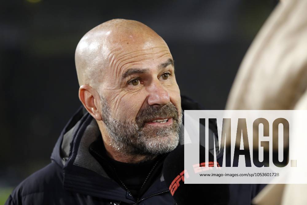 BREDA - PSV Eindhoven coach Peter Bosz during the Dutch Eredivisie match between NAC Breda and PSV Eindhoven at the Rat Verlegh Stadion on Nov. 9, 2024 in Breda, Netherlands. ANP BART STOUTJESDIJK Dutch Eredivisie 2024 25 ANPxSportx IVx 513077158 originalFilename: 513077158