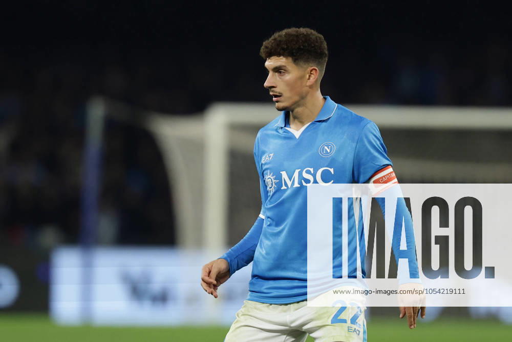 Napoli s Giovanni Di Lorenzo during the Serie A soccer match between Napoli and Roma at the Diego Armando Maradona Stadium in Naples, southern italy - Sunday , November 24 , 2024. - Soccer .