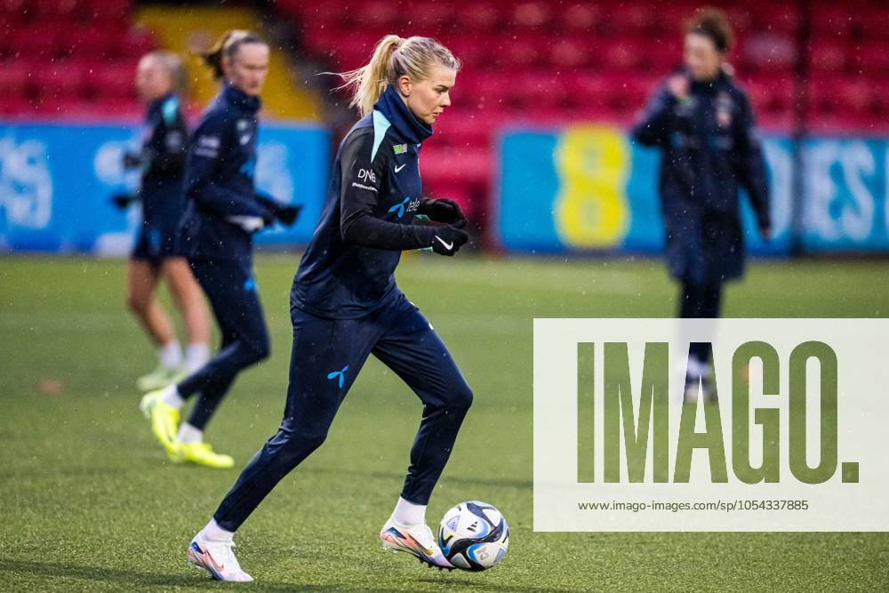 Ada Hegerberg of the Norwegian women s national football team during a training session on November 28, 2024 in Larne. Photo: Marius Simensen BILDBYRAN COP 238 bbeng dam football fotball fotboll norge norway practice soccer training trening träning uefa women s EURO Qualifier, EM, Europameisterschaft