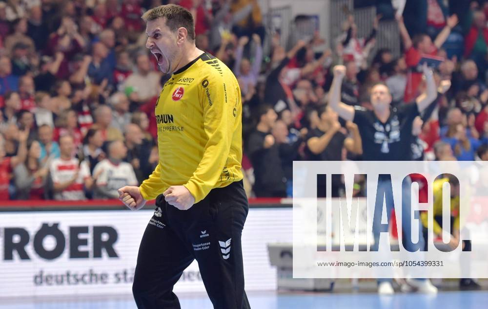 Jubel bei Nebojsa Simic (Torwart MT Melsungen 16) , GER, MT Melsungen - SG Flensburg-Handewitt, Handball, 1. Bundesliga, 12. Spieltag, Saison 2024 2025, 29.11.2024, GER, MT Melsungen - SG Flensburg-Handewitt, Handball, 1. Bundesliga, 12. Spieltag, Saison 2024 2025, 29.11.2024 Kassel