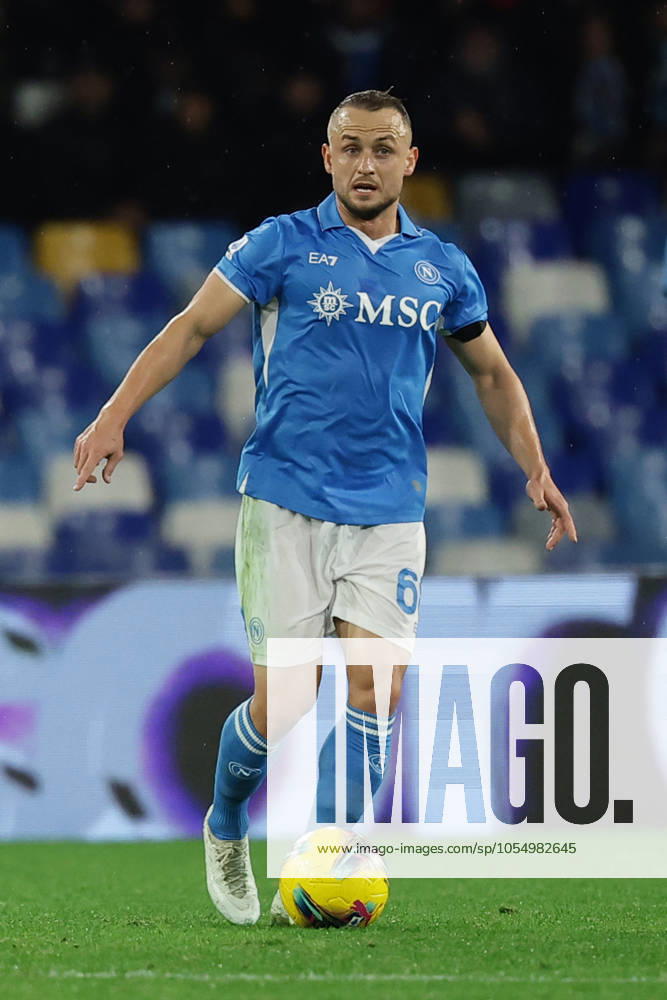 Napolis Stanislav Lobotka during the Serie A soccer match between Napoli and Lazio at the Diego Armando Maradona Stadium in Naples, southern italy - Sunday , December 08 , 2024. - Soccer .