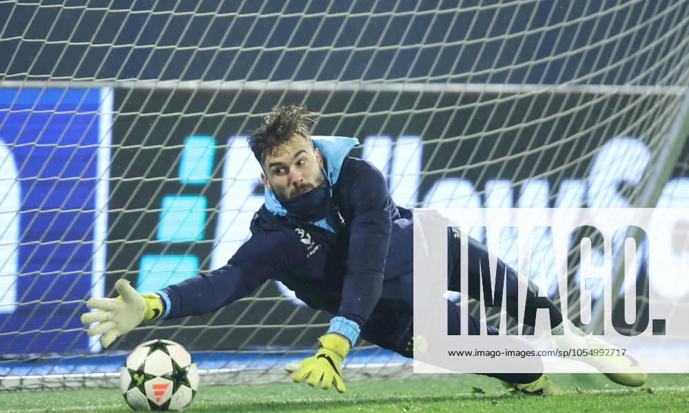 Dinamo Zagreb Training Session Ivan Nevistic is seen during a Dinamo Zagreb training session at Maksimir stadium in Zagreb, Croatia on December 9, 2024 ahead UEFA Champions League match against Celtic. SanjinxStrukic PIXSELL