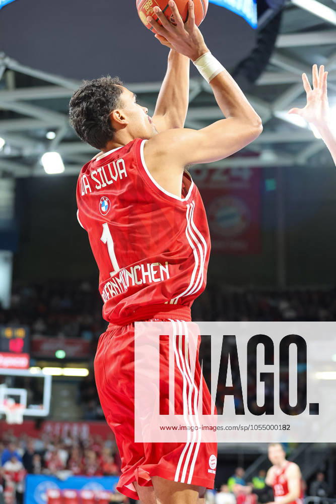 Oscar da Silva (FC Bayern Basketball, 01) beim Wurf, GER, FC Bayern Muenchen vs. SC RASTA Vechta, Basketball, BBL Pokal, Viertelfinale, Saison 2024 2025, 09.12.2024, GER, FC Bayern Muenchen vs. SC RASTA Vechta, Basketball, BBL Pokal, Viertelfinale, Saison 2024 2025, 09.12.2024 Muenchen
