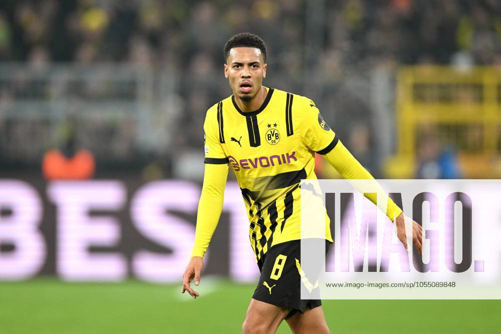 DORTMUND - Felix Nmecha of Borussia Dortmund during the UEFA Champions league match between Borussia Dortmund and FC Barcelona, Barca at the Signal Iduna Park on Dec. 11, 2024 in Dortmund, Germany. ANP Hollandse Hoogte UEFA Champions League 2024 25 League phase 6 2024 25 ANPxSportx xGerritxvanxKeulenxIVx 515486692 originalFilename: 515486692