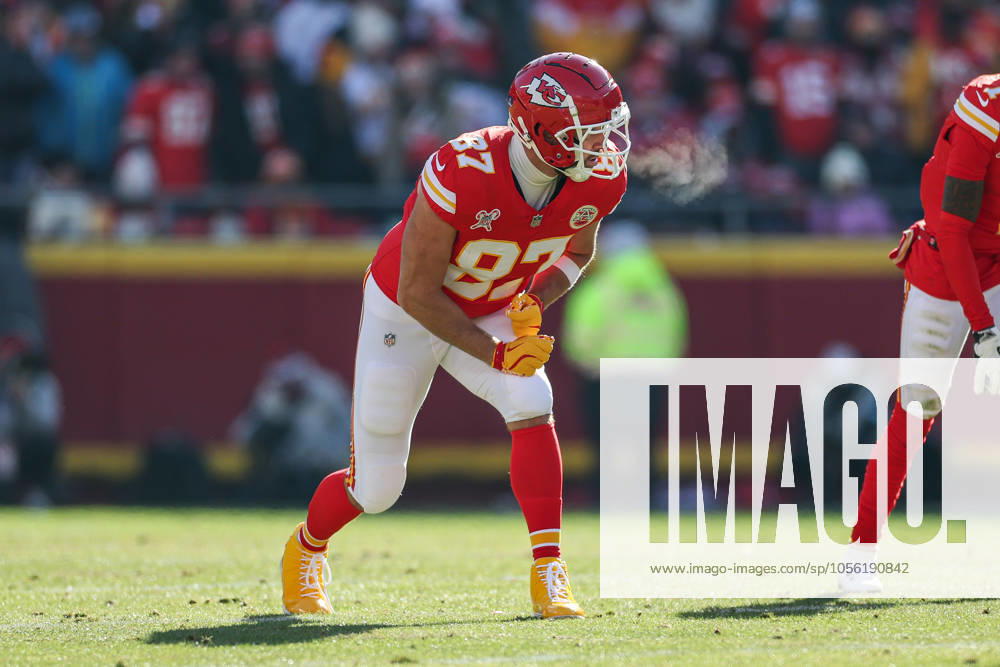 NFL, American Football Herren, USA 2024: Texans vs Chiefs DEC 21 December 21, 2024: Kansas City Chiefs tight end Travis Kelce (87) during a game against the Houston Texans at GEHA Field at Arrowhead Stadium in Kansas City, MO. David Smith CSM (Credit Image: Â David Smith Cal Media) Kansas City Mo United States of America