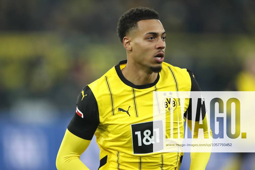 DORTMUND - Felix Nmecha of Borussia Dortmund during the Bundesliga match between Borussia Dortmund and Bayer Leverkusen at Signal Iduna Park on Jan. 10, 2025 in Dortmund, Germany. ANP Hollandse Hoogte BART STOUTJESDIJK Bundesliga 2024 25 ANPxSportx StoutjesdijkxIVx 517655152 originalFilename: 517655152