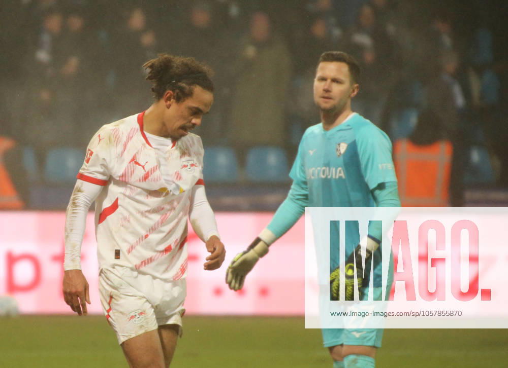 Fussball 1.Bundesliga, VfL Bochum - RB Leipzig, v.l. Yussuf Poulsen wütend nach dem Spiele gegen den VfL Bochum. (RB Leipzig) Bochum