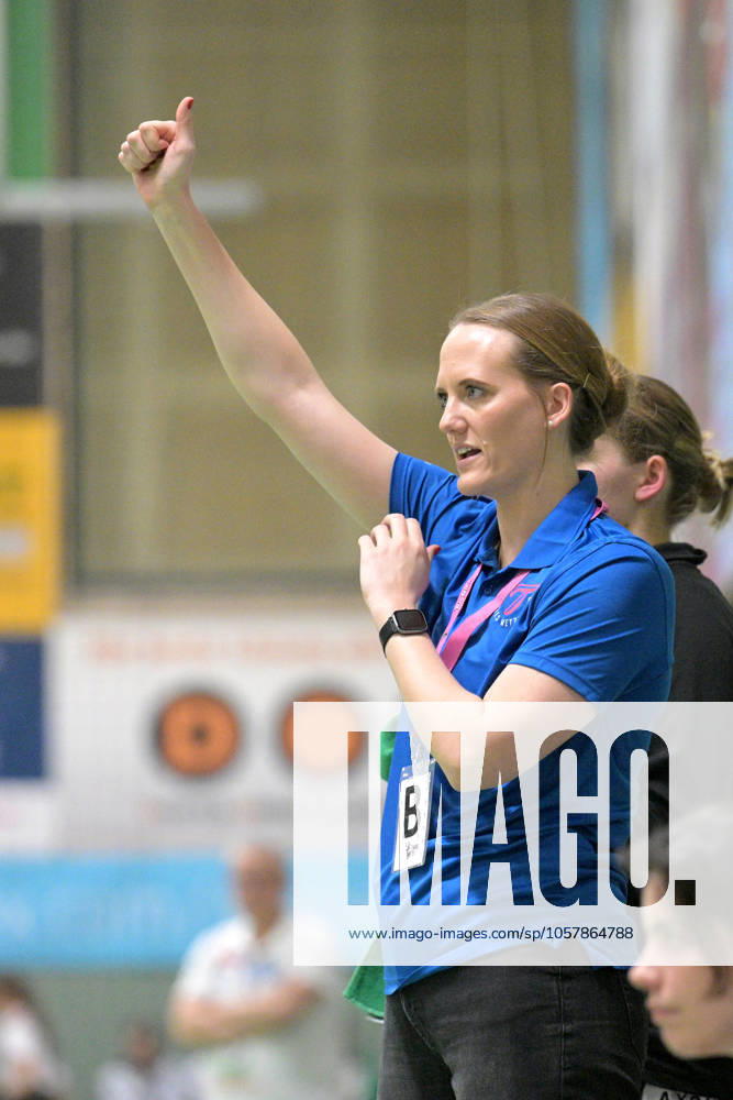 Miriam Hirsch (TusSies Metzingen, Trainerin) TusSies Metzingen vs. Buxtehuder SV, Handball, HBF, 13.Ligaspieltag, Saison 2024 2025, 18.01.2025 TusSies Metzingen vs. Buxtehuder SV, Handball, HBF, 13.Ligaspieltag, Saison 2024 2025, 18.01.2025 Metzingen