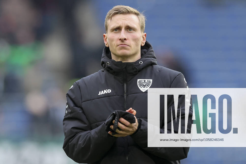 Joshua Mees (SC Preussen Muenster) jubelt, 2. Bundesliga, Hannover 96 vs Preußen Münster, Heinz von Heiden Arena am 26. January 2025 in Hannover, Deutschland. (Foto von Marco Steinbrenner DeFodi Images) Joshua Mees (SC Preussen Muenster) cheers, 2. Bundesliga, Hannover 96 vs Preußen Münster, Heinz von Heiden Arena, January 26, 2025 in Hanover, Germany. (Photo by Marco Steinbrenner DeFodi Images) DFB DFL REGULATIONS PROHIBIT ANY USE OF PHOTOGRAPHS AS IMAGE SEQUENCES AND OR QUASI-VIDEO. Defodi-700_hannover_muenster_20250126_280