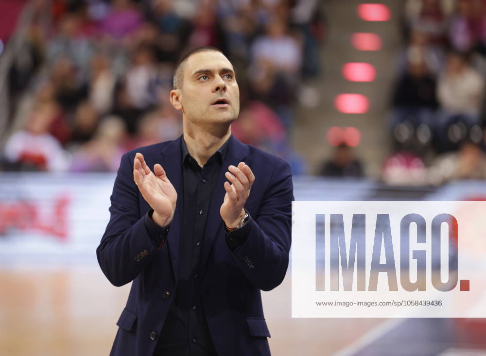 Trainer Marko Stankovic Telekom Baskets Bonn vs. Niners Chemnitz 19. Spieltag - Saison 2024 25