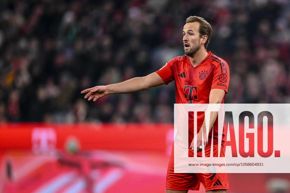 Harry Kane (FC Bayern Muenchen) gestikuliert, gestik waehrend des Spiels der 1. Bundesliga zwischen FC Bayern München und SV Werder Bremen, Allianz Arena am 07. February 2025 in München, Deutschland. (Foto von Harry Langer DeFodi Images) +++ Harry Kane (FC Bayern Muenchen) gestures during the Bundesliga match between FC Bayern München and SV Werder Bremen at Allianz Arena on February 7, 2025 in Munich, Germany. (Photo by Harry Langer DeFodi Images) DFL regulations prohibit any use of photographs as image sequences and or quasi-video. (Photo by Harry Langer DeFodi Images) DFL regulations prohibit any use of photographs as image sequences and or quasi-video. Defodi-541_FCBSVW20250207_287