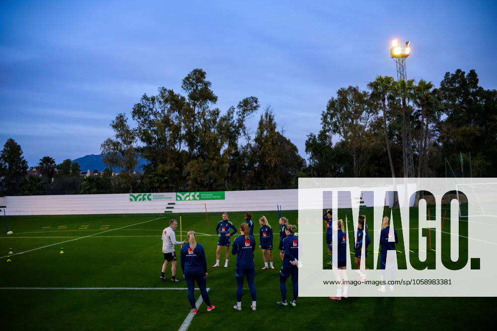 Players of Sweden during a training session with the women s national football team of Sweden on February 17, 2025 in Marbella. Photo: Ludvig Thunman BILDBYRAN kod LT LT0676 fotboll football soccer fotball träning practice training sverige sweden dam bbeng