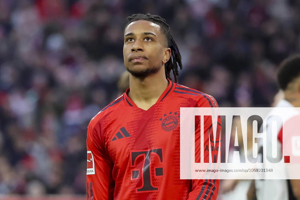 Michael Olise (FC Bayern Muenchen) schaut enttaeuscht, Bundesliga, FC Bayern München v Eintracht Frankfurt, Allianz Arena am 23. February 2025 in München, Deutschland. (Foto von Marco Steinbrenner DeFodi Images) Michael Olise (FC Bayern Muenchen) looks dejected, Bundesliga, FC Bayern München v Eintracht Frankfurt, Allianz Arena, February 23, 2025 in Munich, Germany. (Photo by Marco Steinbrenner DeFodi Images) DFL regulations prohibit any use of photographs as image sequences and or quasi-video.
