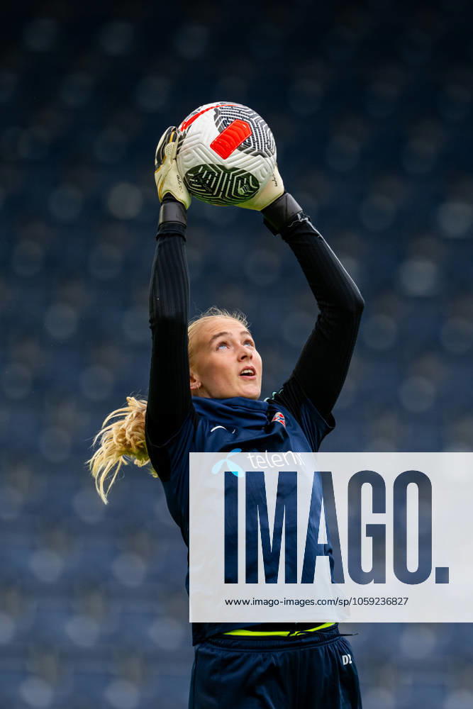 Goalkeeper Selma Panengstuen of the Norwegian women s national football team during a training session on February 24, 2025 in Stavanger. Photo: Vegard Grott BILDBYRAN kod VG VG0717 bbeng fotboll football soccer fotball norge norway women dam nations league träning practice training trening