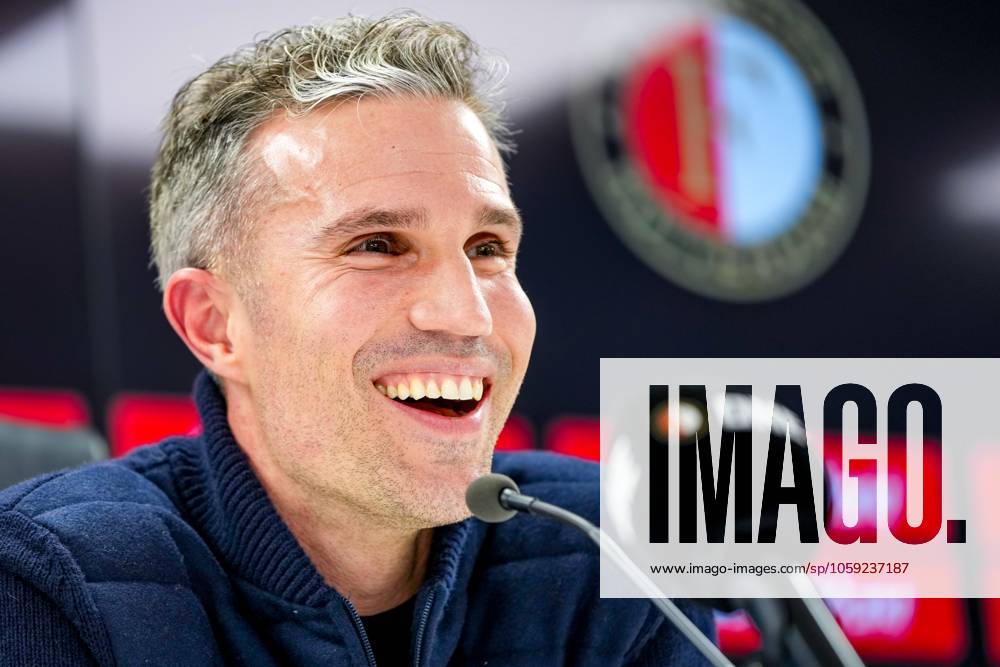 , Stadion Feijenoord ˜De Kuip , Season 2024 2025 , Football , Eredivisie . Presentation of new Feyenoord head coach Robin van Persie Presentation of Robin van Persie x28028846x