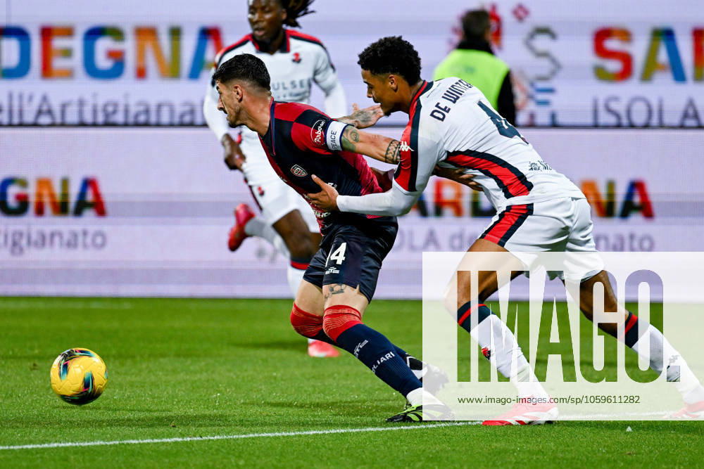 Cagliari s Alessandro Deiola in action during the Serie A soccer match between Cagliari Calcio and Genoa at the Unipol Domus in Cagliari, Sardinia - Friday, 7 March 2025. - Soccer