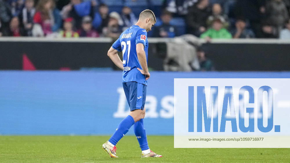 Andrej Kramaric (Hoffenheim, 27), Spieler der TSG 1899 Hoffenheim, enttäuscht über das Unentschieden, nur remis, Enttäuschung nach dem Schlusspfiff, Highlight, Punktverlust, Frustration, disappointed, pessimistisch, 09.03.2025, Sinsheim (Deutschland), Fussball, Bundesliga, TSG 1899 Hoffenheim - 1. FC Heidenheim, DFB DFL REGULATIONS PROHIBIT ANY USE OF PHOTOGRAPHS AS IMAGE SEQUENCES AND OR QUASI-VIDEO.