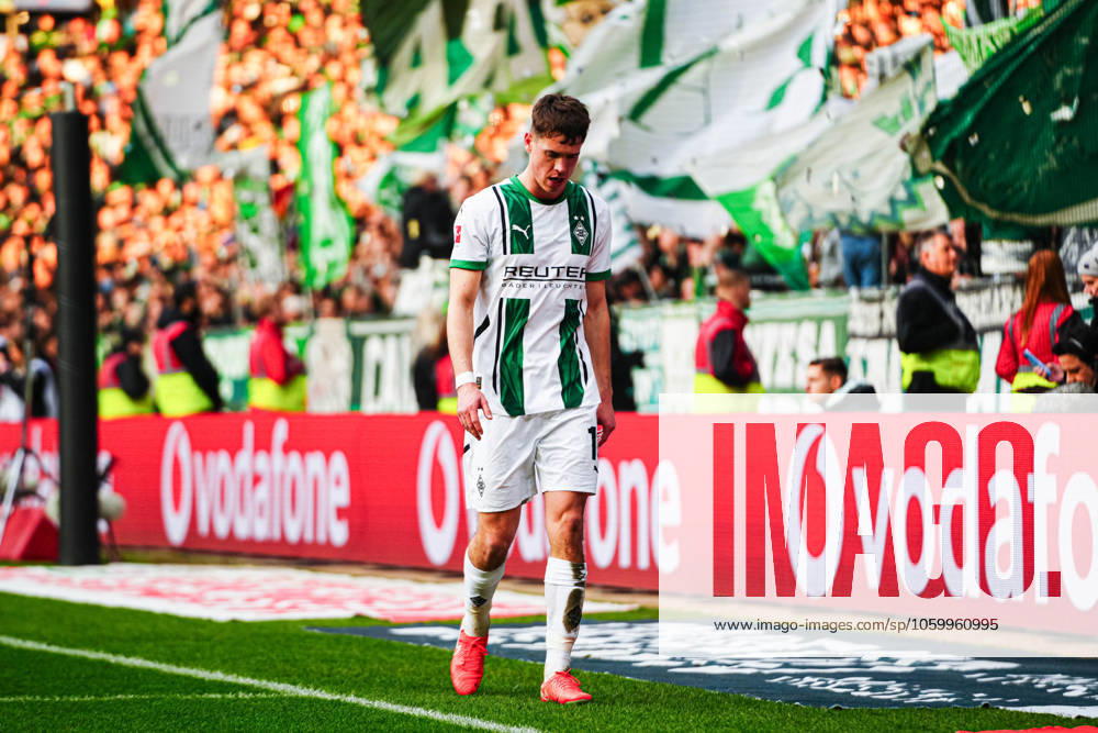 Philipp Sander (Borussia Moenchengladbach, 16) GER, SV Werder Bremen vs. Borussia Moenchengladbach, Fussball, Bundesliga, Spieltag 26, Spielzeit 2024 25, 15.03.2025 DFL REGULATIONS PROHIBIT ANY USE OF PHOTOGRAPHS AS IMAGE SEQUENCES AND OR QUASI-VIDEO GER, SV Werder Bremen vs. Borussia Moenchengladbach, Fussball, Bundesliga, Spieltag 26, Spielzeit 2024 25, 15.03.2025 Bremen