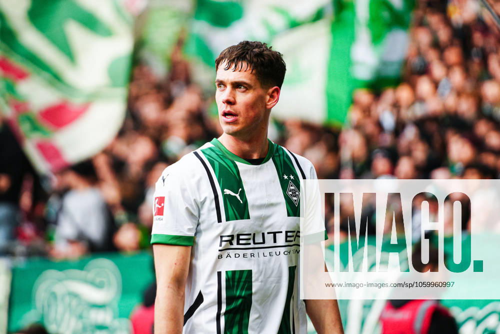 Philipp Sander (Borussia Moenchengladbach, 16) GER, SV Werder Bremen vs. Borussia Moenchengladbach, Fussball, Bundesliga, Spieltag 26, Spielzeit 2024 25, 15.03.2025 DFL REGULATIONS PROHIBIT ANY USE OF PHOTOGRAPHS AS IMAGE SEQUENCES AND OR QUASI-VIDEO GER, SV Werder Bremen vs. Borussia Moenchengladbach, Fussball, Bundesliga, Spieltag 26, Spielzeit 2024 25, 15.03.2025 Bremen