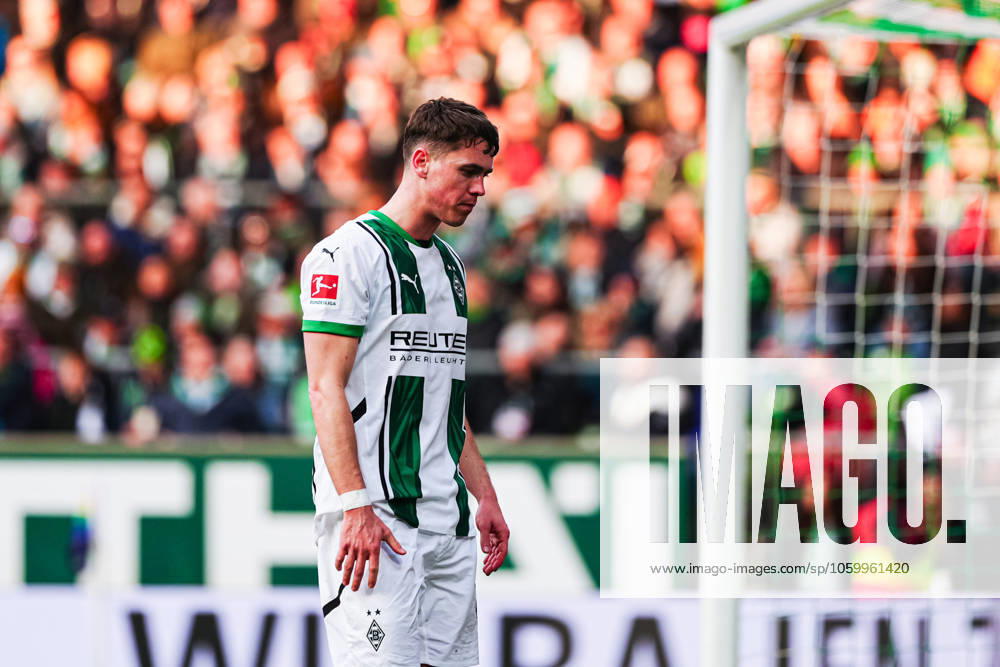 Philipp Sander (Borussia Moenchengladbach, 16) GER, SV Werder Bremen vs. Borussia Moenchengladbach, Fussball, Bundesliga, Spieltag 26, Spielzeit 2024 25, 15.03.2025 DFL REGULATIONS PROHIBIT ANY USE OF PHOTOGRAPHS AS IMAGE SEQUENCES AND OR QUASI-VIDEO GER, SV Werder Bremen vs. Borussia Moenchengladbach, Fussball, Bundesliga, Spieltag 26, Spielzeit 2024 25, 15.03.2025 Bremen