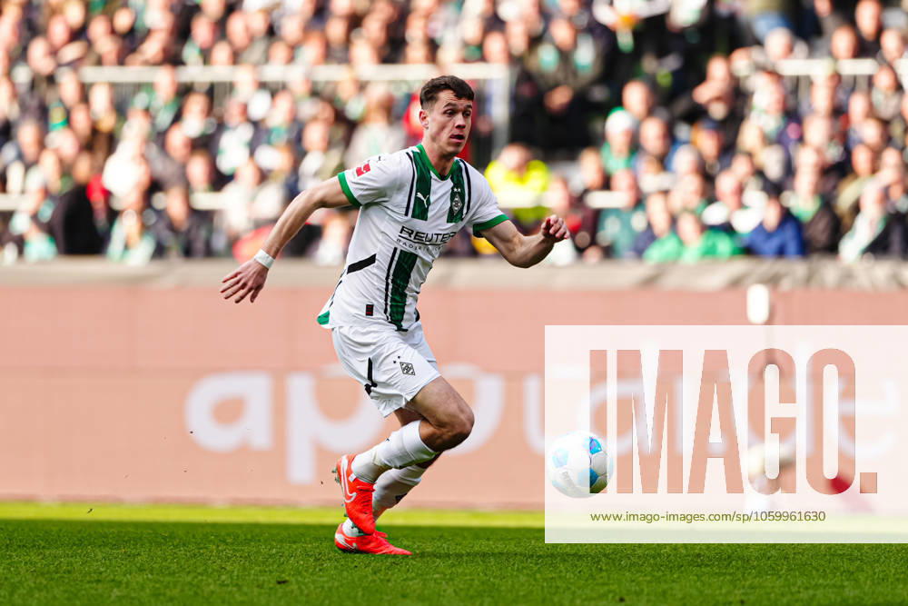 Philipp Sander (Borussia Moenchengladbach, 16) GER, SV Werder Bremen vs. Borussia Moenchengladbach, Fussball, Bundesliga, Spieltag 26, Spielzeit 2024 25, 15.03.2025 DFL REGULATIONS PROHIBIT ANY USE OF PHOTOGRAPHS AS IMAGE SEQUENCES AND OR QUASI-VIDEO GER, SV Werder Bremen vs. Borussia Moenchengladbach, Fussball, Bundesliga, Spieltag 26, Spielzeit 2024 25, 15.03.2025 Bremen