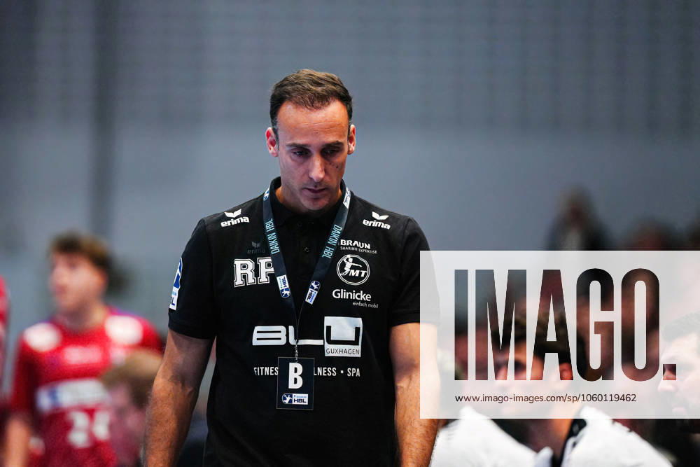 Roberto Garcia Parrondo (MT Melsungen, Trainer) GER, Handball Verein Hamburg vs. MT Melsungen, Handball, Bundesliga, Spieltag 23, Saison 2024 2025, 20.03.2025 GER, Handball Sport Verein Hamburg vs. MT Melsungen, Handball, Bundesliga, Spieltag 23, Saison 2024 2025, 20.03.2025 Hamburg