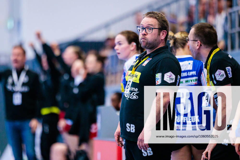 Steffen Birkner (HSG Blomberg-Lippe, Trainer) GER, HSG Blomberg-Lippe vs. HB Ludwigsburg, Handball, 1. Bundesliga Frauen, 21. Spieltag, Spielzeit 2024 2025, 02.04.2025 GER, HSG Blomberg-Lippe vs. HB Ludwigsburg, Handball, 1. Bundesliga Frauen, 21. Spieltag, Spielzeit 2024 2025, 02.04.2025 Blomberg