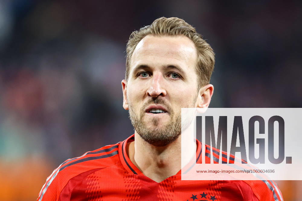 Harry Kane (FC Bayern Muenchen, 09) GER, FC Augsburg vs FC Bayern Muenchen, 1.Bundesliga Fussball, 28.Spieltag, 04.04.2025, Saison 2024 2025 DFB DFL REGULATIONS PROHIBIT ANY USE OF PHOTOGRAPHS AS IMAGE SEQUENCES AND OR QUASI-VIDEO GER, FC Augsburg vs FC Bayern Muenchen, 1.Bundesliga Fussball, 28.Spieltag, 04.04.2025, Saison 2024 2025 Augsburg