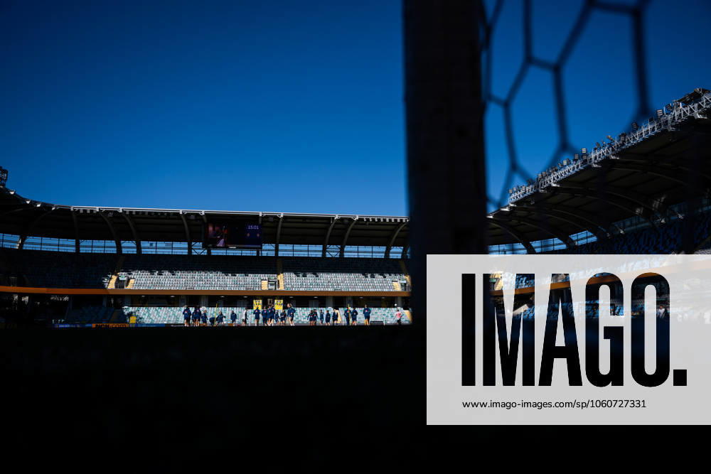 Players of the Swedish women s national football team during a training session on April 7, 2025 in Gothenburg. Photo: Mathias Bergeld BILDBYRAN kod MB MB1126 fotboll football soccer fotball nations league uefa womens nations league träning practice training sverige sweden dam bbeng