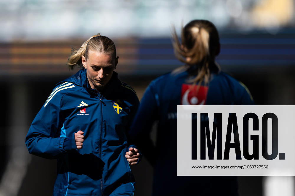 Stina Blackstenius of the Swedish women s national football team during a training session on April 7, 2025 in Gothenburg. Photo: Mathias Bergeld BILDBYRAN kod MB MB1126 fotboll football soccer fotball nations league uefa womens nations league träning practice training sverige sweden dam bbeng