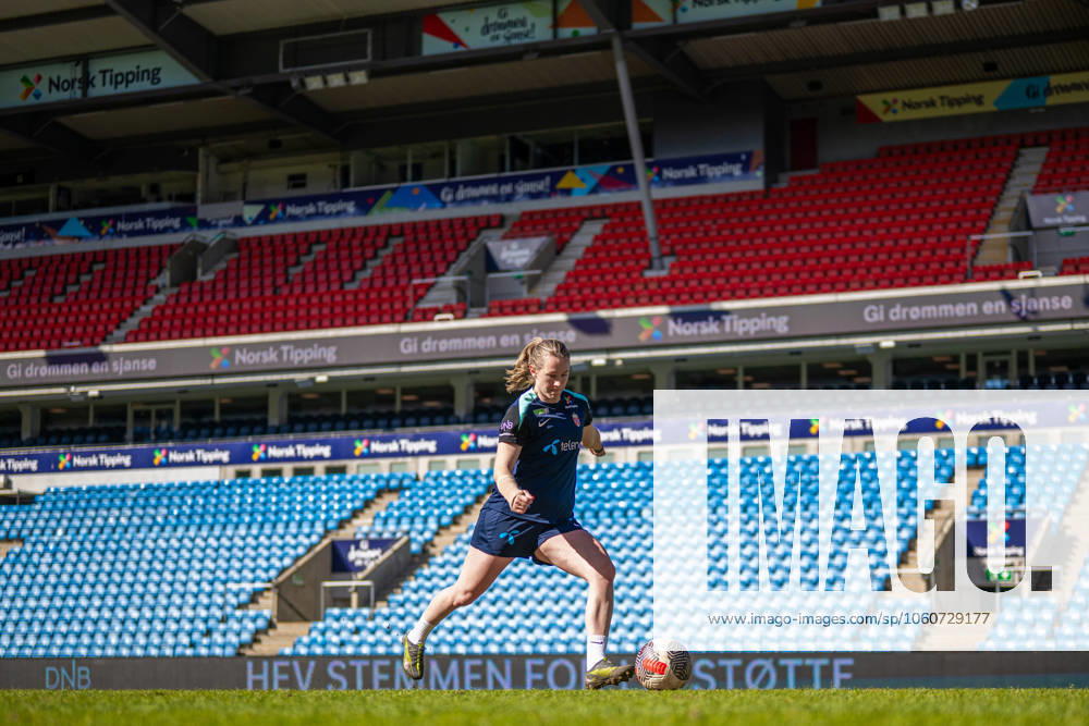 Elisabeth Terland of the Norwegian women s national football team during a training session on April 7, 2025 in Oslo. Photo: Vegard Grott BILDBYRAN kod VG VG0746 bbeng fotboll football soccer fotball norge norway women dam nations league träning practice training trening