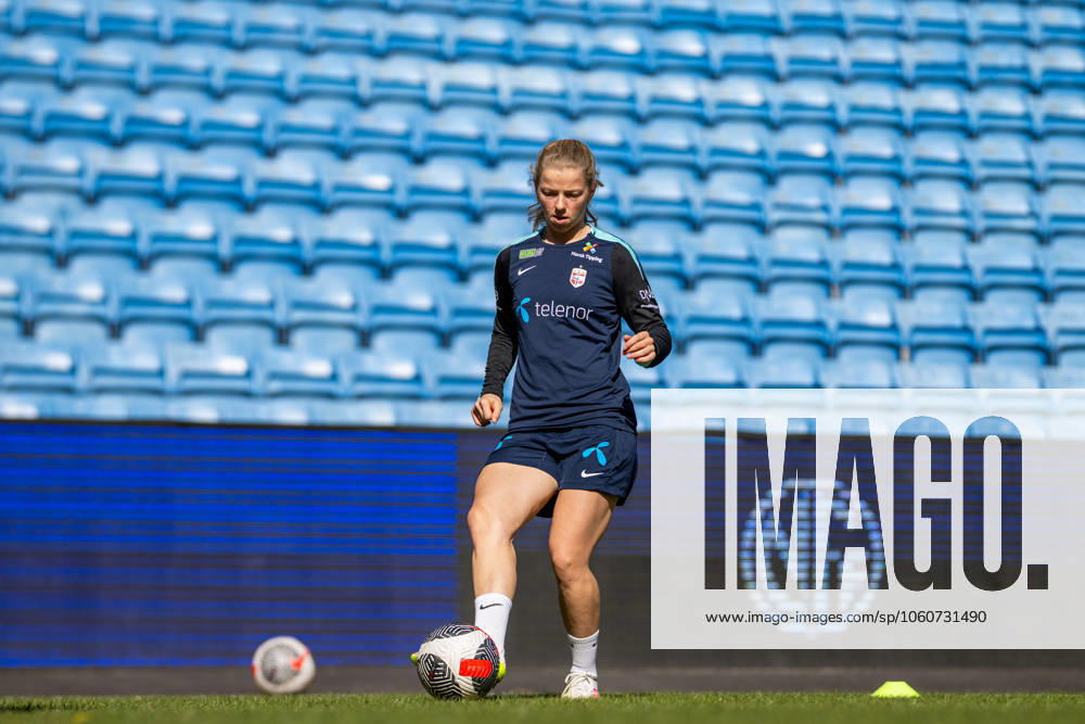 Justine Kielland of the Norwegian women s national football team during a training session on April 7, 2025 in Oslo. Photo: Vegard Grott BILDBYRAN kod VG VG0746 bbeng fotboll football soccer fotball norge norway women dam nations league träning practice training trening