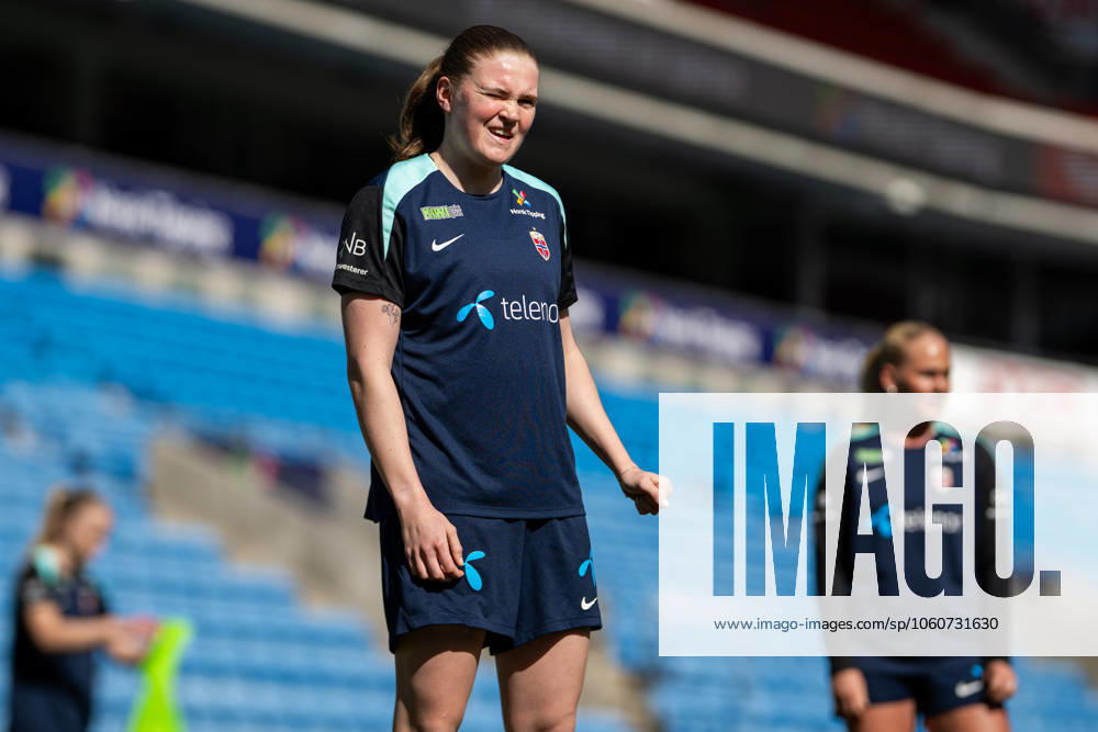 Signe Gaupset of the Norwegian women s national football team during a training session on April 7, 2025 in Oslo. Photo: Vegard Grott BILDBYRAN kod VG VG0746 bbeng fotboll football soccer fotball norge norway women dam nations league träning practice training trening