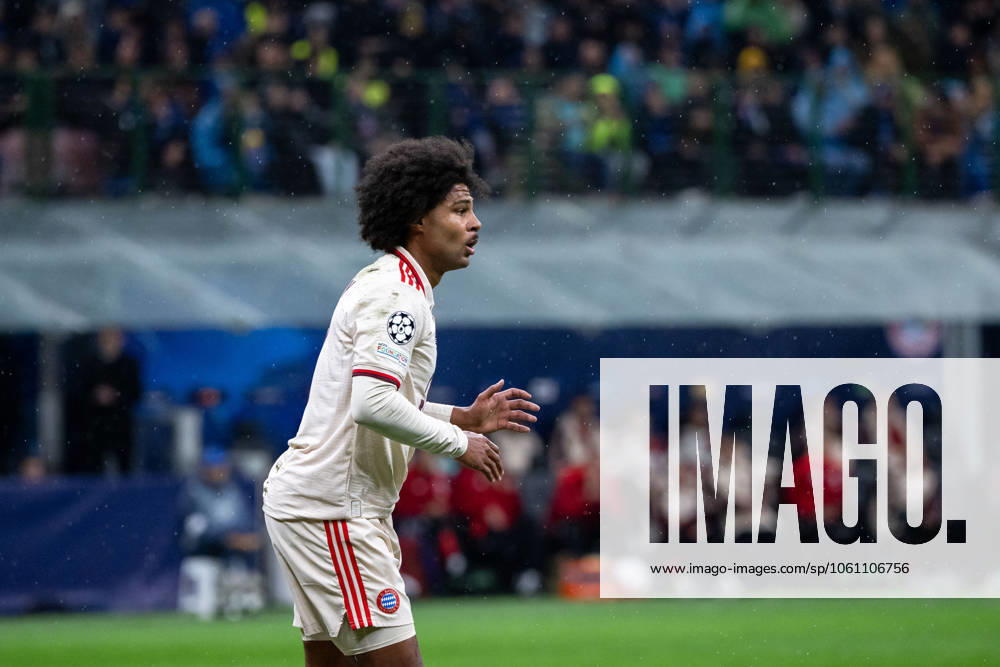 Serge Gnabry (FC Bayern Muenchen, 07) aergert sich ueber eine vergebene Torchance, ITA, Inter Mailand vs FC Bayern Muenchen, Fussball, UEFA Champions League, Viertelfinale Rueckspiel, Saison 2024 2025, 16.04.2025 ITA, Inter Mailand vs FC Bayern Muenchen, Fussball, UEFA Champions League, Viertelfinale Rueckspiel, Saison 2024 2025, 16.04.2025 Milano