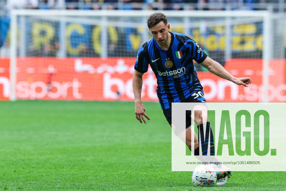 Carlos Augusto of FC Internazionale seen in action during Serie A 2024 25 football match between FC Internazionale and AS Roma at San Siro Stadium Milan Italy on 27 April 2025. Milan Stadio Giuseppe Meazza Milan Italy