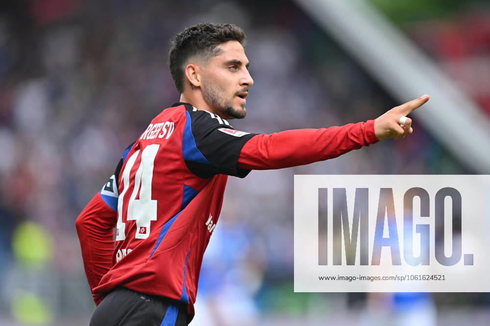 Fussball I Herren I Saison 2024-2025 I 2. Bundesliga I 32. Spieltag I SV Darmstadt 98 - Hamburger SV I 03.05.2025 Ludovit Reis (14, Hamburger SV) Torjubel zum 0:1 Darmstadt Böllenfalltor Hessen Deutschland