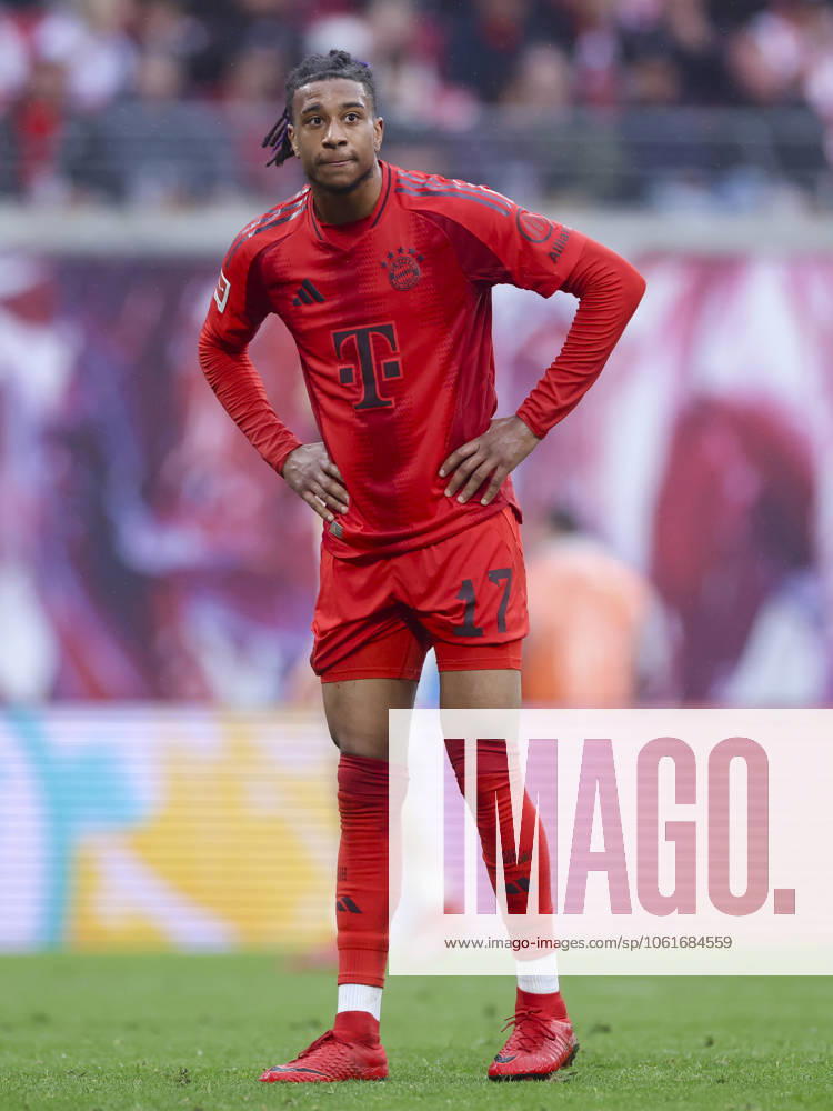 Michael Olise (FC Bayern Muenchen) schaut enttaeuscht, Bundesliga, RB Leipzig v FC Bayern München, Red Bull Arena am 03. May 2025 in Leipzig, Deutschland. (Foto von Marco Steinbrenner DeFodi Images) Michael Olise (FC Bayern Muenchen) looks dejected, Bundesliga, RB Leipzig v FC Bayern München, Red Bull Arena, May 3, 2025 in Leipzig, Germany. (Photo by Marco Steinbrenner DeFodi Images) DFL regulations prohibit any use of photographs as image sequences and or quasi-video.