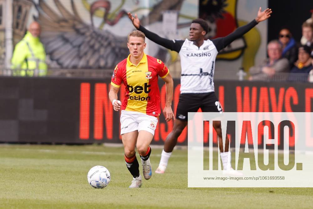 DEVENTER, Stadium De Adelaarshorst, 04-05-2025 , season 2024 2025 , Dutch Eredivisie. during the match Go Ahead Eagles - AZ, Go Ahead Eagles player Mathis Suray Go Ahead Eagles - AZ x29075208x