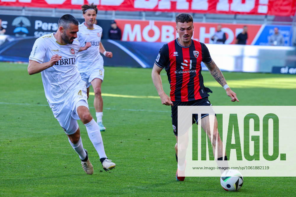 Beim Spiel FC Ingolstadt 04 gegen SV Wehen Wiesbaden am 10.05.2025, DFB regulations prohibit any use of photographs as image sequences and or quasi-video. GER, Fussball, 3. Liga, Spieltag 37, FC Ingolstadt 04 gegen SV Wehen Wiesbaden, 10.05.2025, Audi Sportpark Ingolstadt