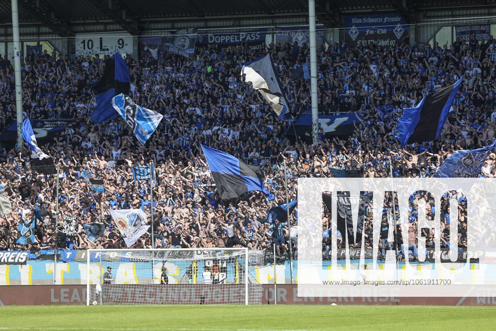 Fanblock SV Waldhof Mannheim , Fussball, 3.Liga, 37.Spieltag, 2024 2025, SV Waldhof Mannheim vs. Dynamo Dresden, 10.05.2025, Carl-Benz-Stadion, Mannheim, Deutschland DFB REGULATIONS PROHIBIT ANY USE OF PHOTOGRAPHS AS IMAGE SEQUENCES AND OR QUASI-VIDEO. Mannheim Carl-Benz-Stadion Baden-Württemberg Deutschland