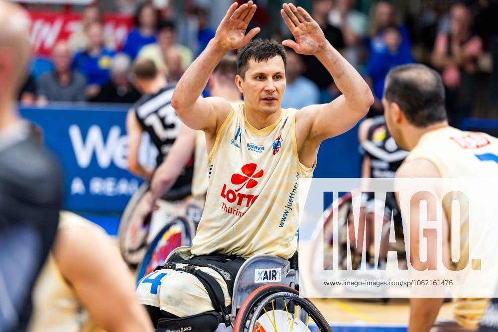 GER, Rollstuhlbasketball, Maenner Frauen, Saison 24 25, 1.Bundesliga, PlayOff Finale, RSB Thuringia Bulls - RSV Lahn-Dill Im Bild Aliaksandr Halouski (RSB Thuringia Bulls) Die Mannschaft der Thuringia Bulls schlägt im zweiten PlayOff Spiel erneut die Gastmannschaft vom RSV Lahn-Dill und gewinnt somit die Saison 24 25 - Deutsche Meisterschaft Deutscher Meister 99189 Elxleben Fit-In Freizeitanlage Sporthal Thueringen Deutschland