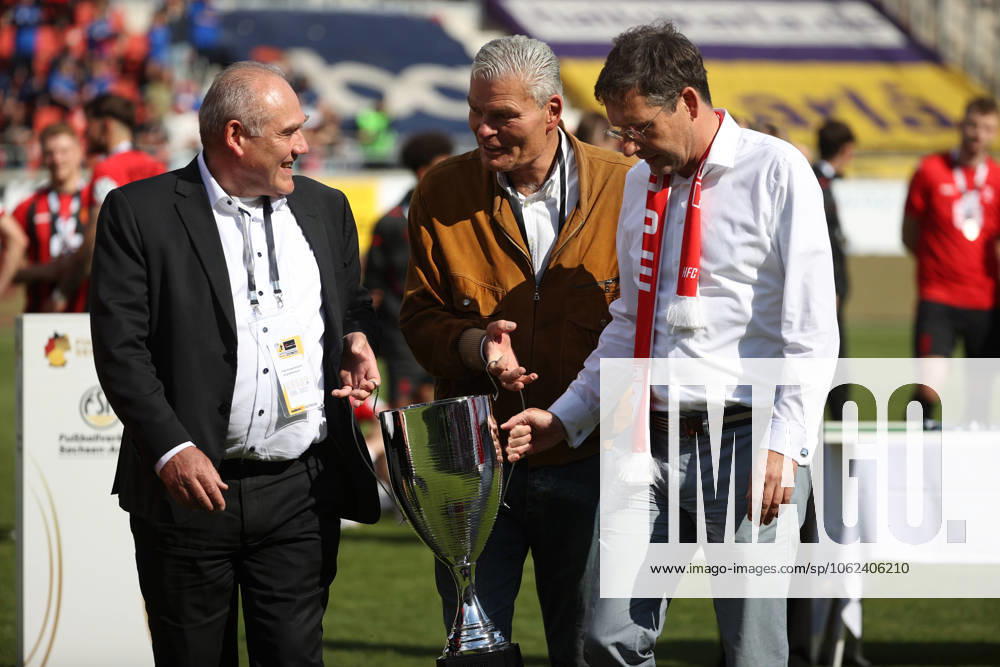 Halle Saale Sachsen Anhalt Leuna Chemie Stadion Fußball Hallescher FC Halle HFC Regionalliga Nordost 4. Liga Männer Saison 2024 2025 Landespokal FSA Finale Pokalfinale 2025 Hallescher FC - 1. FC Lok Stendal 1:0 FSA Vize , Holger Stahlknecht Oberbürgermeister Stadt Halle Saale Dr. Alexander Vogt