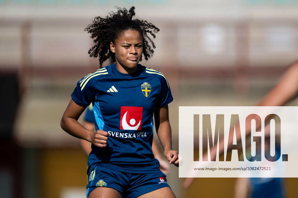 Felicia Schröder of the Swedish womens national football team during a training session on May 26, 2025 in Fidenza. Photo: Ludvig Thunman BILDBYRAN kod LT LT0701 fotboll football soccer fotball träning practice training sverige sweden dam bbeng