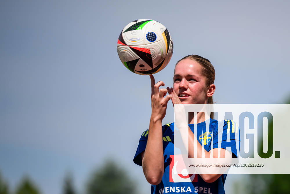 Hanna Lundkvist of the Swedish womens national football team during a training session on May 28, 2025 in Fidenza. Photo: Ludvig Thunman BILDBYRAN kod LT LT0703 fotboll football soccer fotball träning practice training sverige sweden dam bbeng