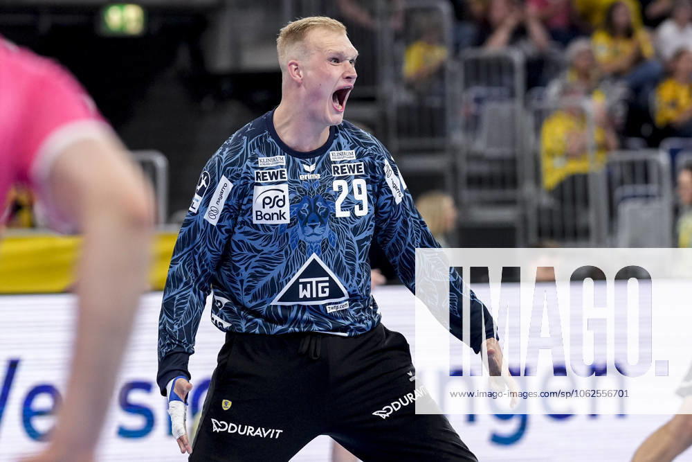 David Späth (Torwart, RNL, 29), Einzelbild, Einzelfoto, Aktion, Action, Jubel, jubeln, jubelt, celebration, Freude, freuen, freut sich, zuversichtlich, optimistisch, positiv, Spielszene, 29.05.2025, Mannheim (Deutschland), Handball, Bundesliga, Rhein-Neckar Löwen - TVB Stuttgart