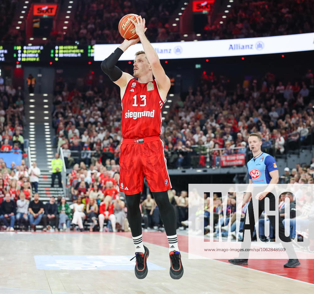 Andreas Obst (FC Bayern Basketball, 13), GER, FC Bayern Basketball vs. MLP Academics Heidelberg, Basketball, easycredit Basketball Bundesliga, BBL, Playoffs, Halbfinale, Saison 2024 2025, 07.06.2025, GER, FC Bayern Basketball vs. MLP Academics Heidelberg, Basketball, easycredit Basketball Bundesliga, BBL, Playoffs, Halbfinale, Saison 2024 2025, 07.06.2025 Muenchen