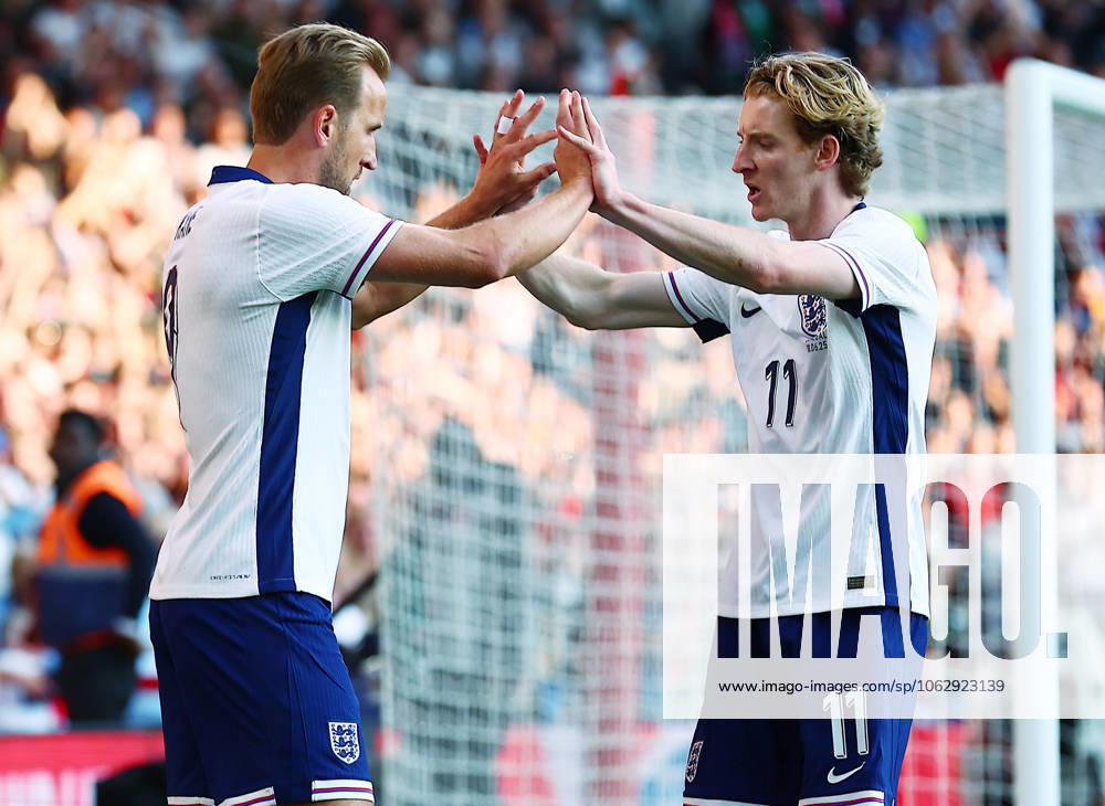 Harry Kane of England celebrates scoring the opening goal with Anthony Gordon England v Senegal, International Friendly, Länderspiel, Nationalmannschaft Football, City Ground, Nottingham, UK - 10 Jun 2025