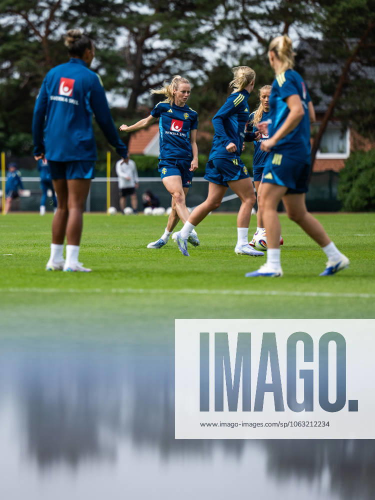 Amanda Ilestedt of the Swedish women s national football team during a training session on June 24, 2025 in Ahus. Photo: Mathias Bergeld BILDBYRAN kod MB MB1150 fotboll football soccer fotball träning practice training sverige sweden dam bbeng kvinner women