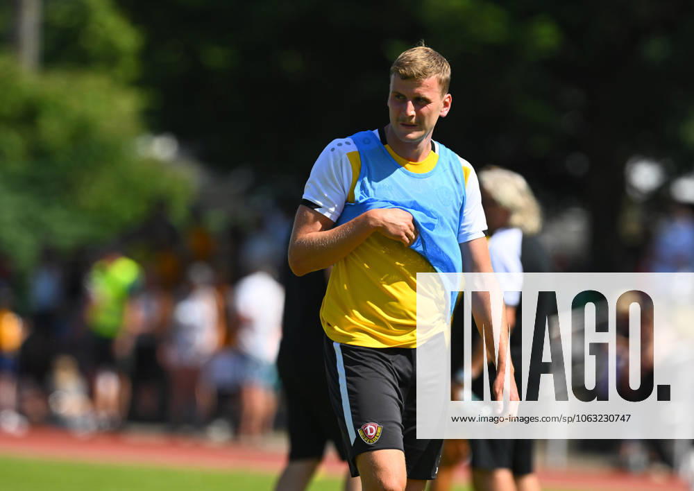 Christoph Daferner, SG Dynamo Dresden, Training, Fußball, Fussball, 2. Bundesiga, Zweite Liga, 2. Liga, Saison 2025 2026, Trainingsauftakt, Start in die Saison, auf dem Sportplatz des TSV Cossebaude, 22.06.2025,